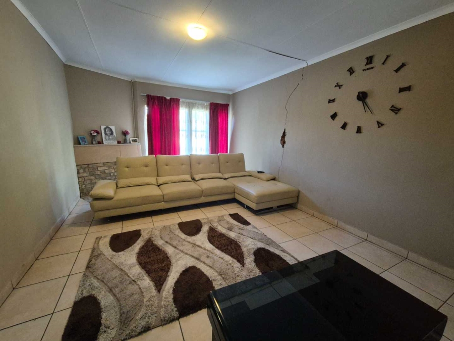 4 Bedroom Property for Sale in Noordhoek Free State